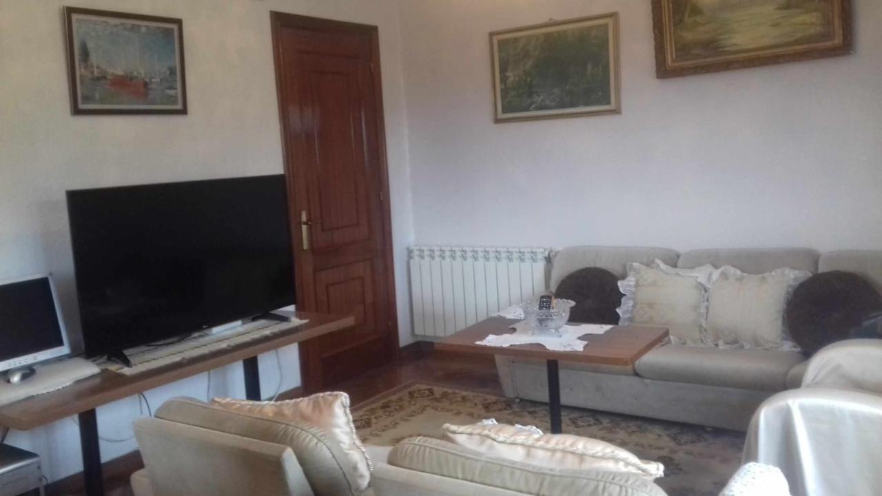Villa Con Piscina En Panton Ribeira Sacra Galicia Ideal Para Familias מראה חיצוני תמונה