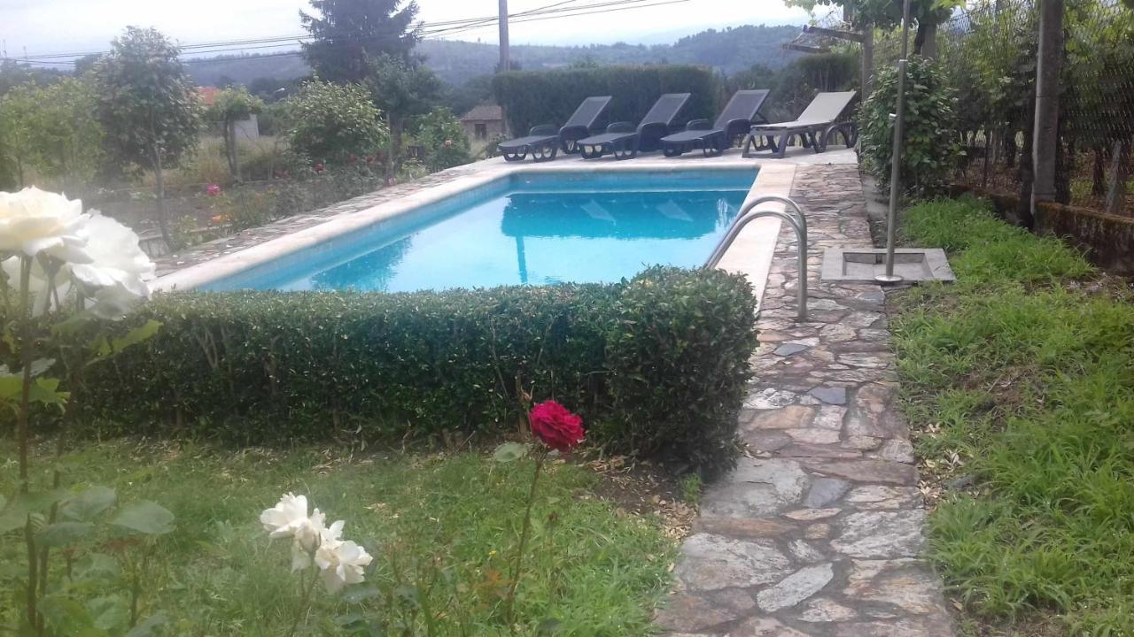 Villa Con Piscina En Panton Ribeira Sacra Galicia Ideal Para Familias מראה חיצוני תמונה